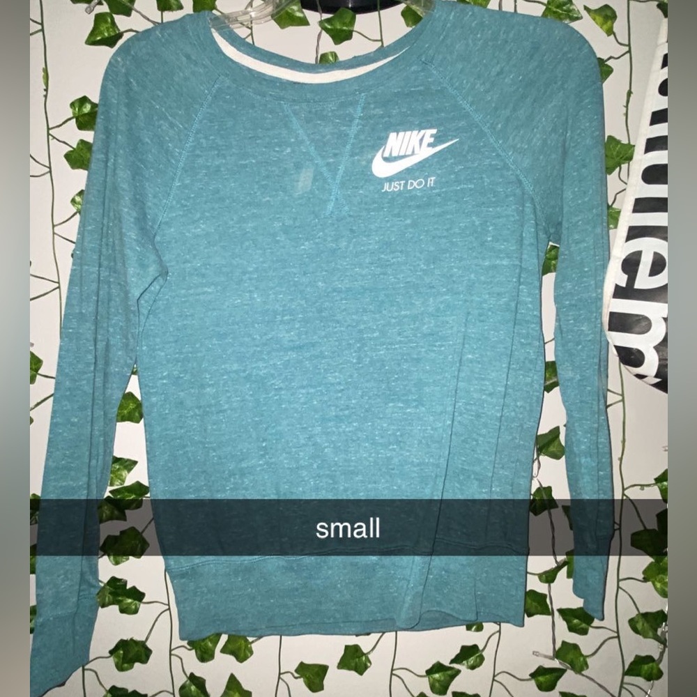nike long sleeve